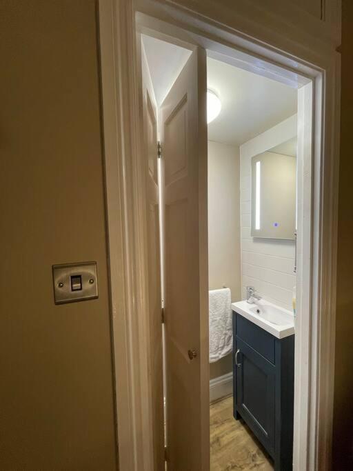Ground Floor Apartment In Central Bath Zewnętrze zdjęcie
